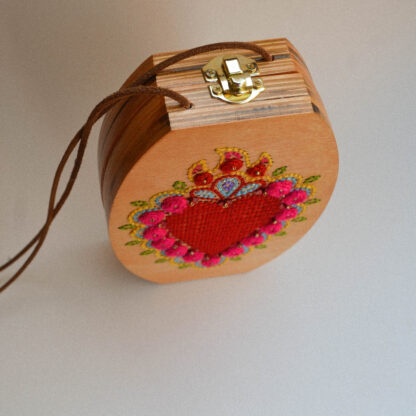 Spisidda Design - Borsa Vide Cor Meum - Borsa di legno artigianale fatta e ricamata a mano - 2